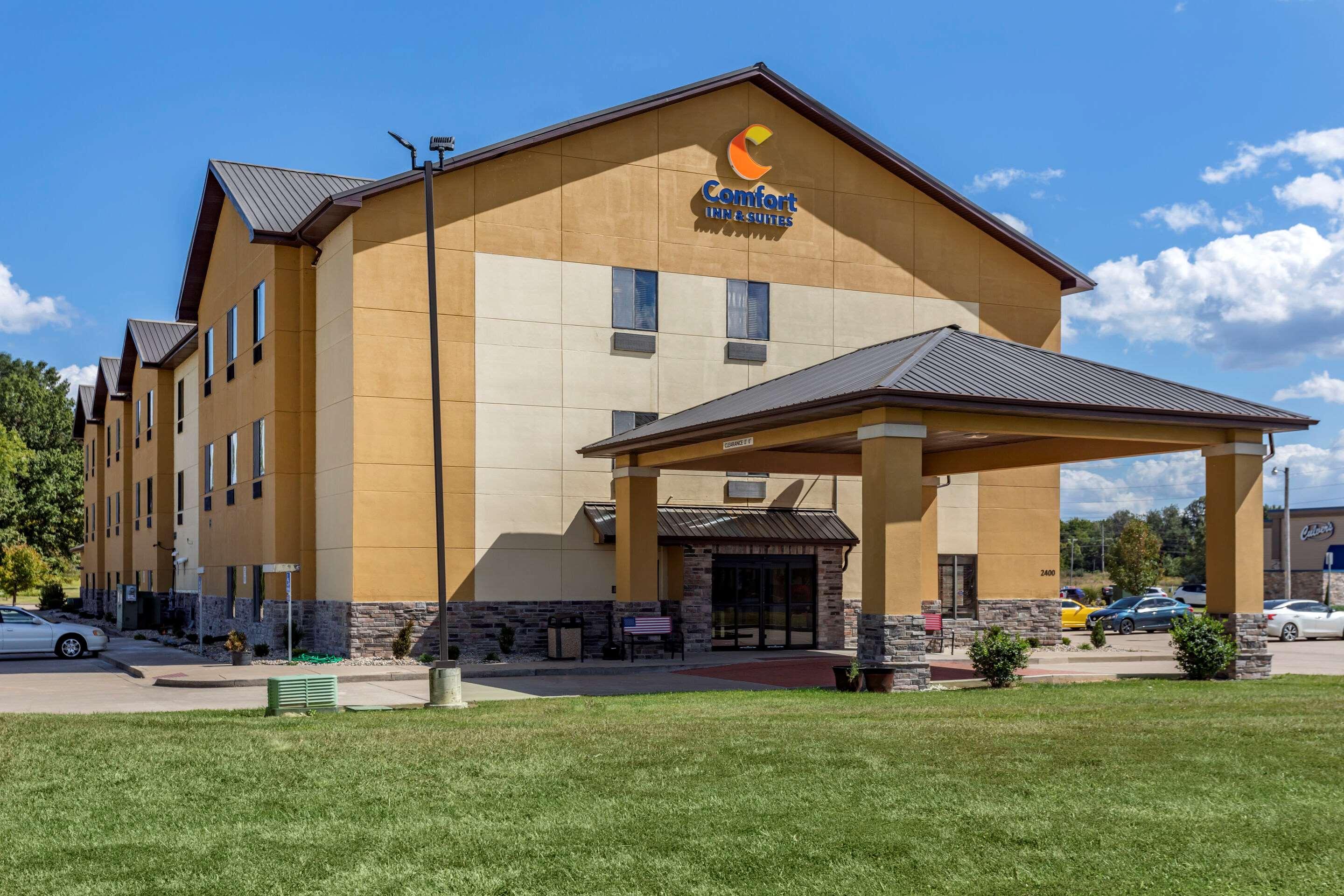 Comfort Inn & Suites Carbondale University Area エクステリア 写真